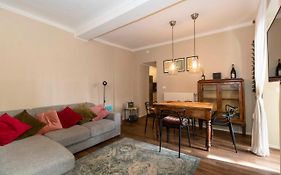 Garibaldi Central Lovely Apt
